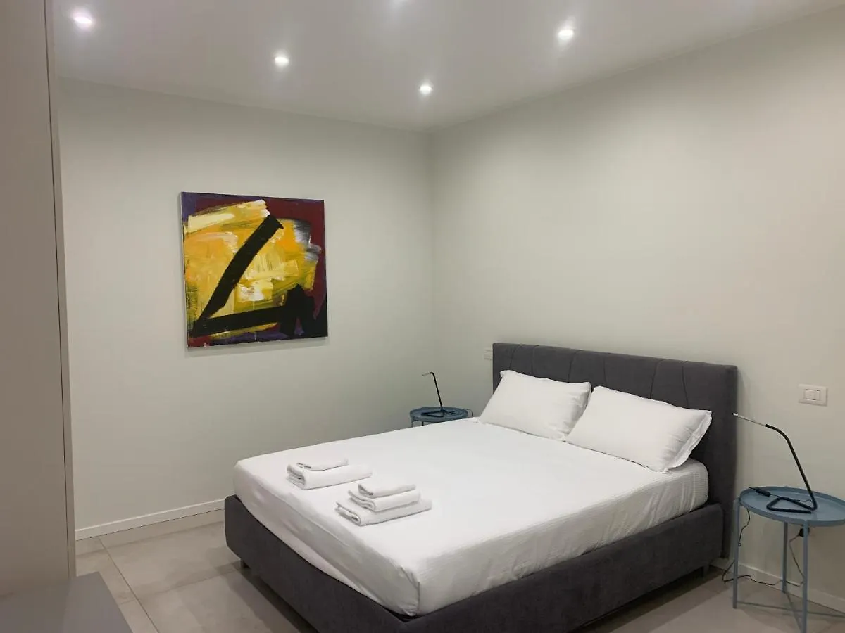 Ξενοδοχείο με διαμερίσματα Casa Vacanze Residence Ideale Suites And Apartments Αλάσιο Ιταλία