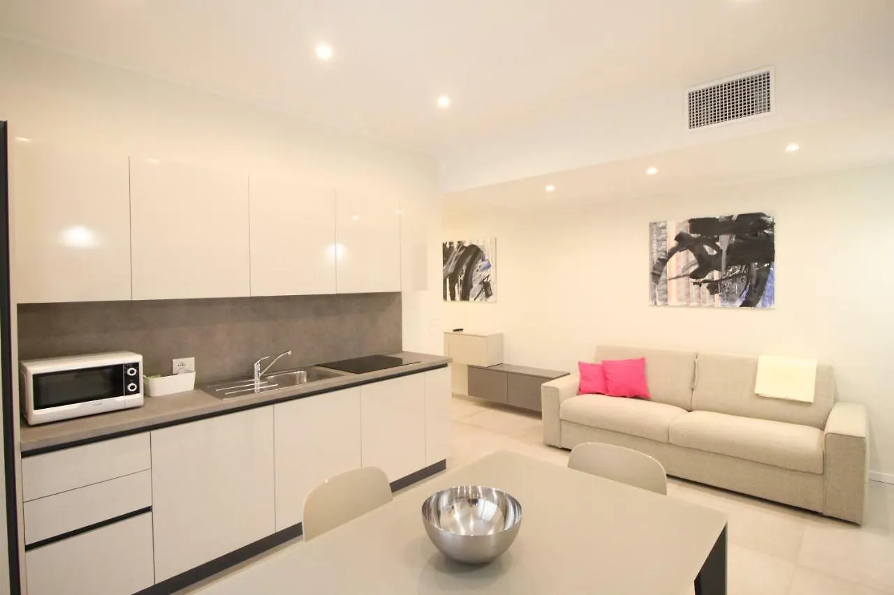 Casa Vacanze Residence Ideale Suites And Apartments Alassio Aparthotel